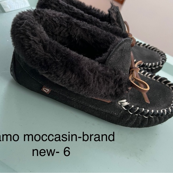 Womens moccasins LAMO size 6 - Picture 2 of 2